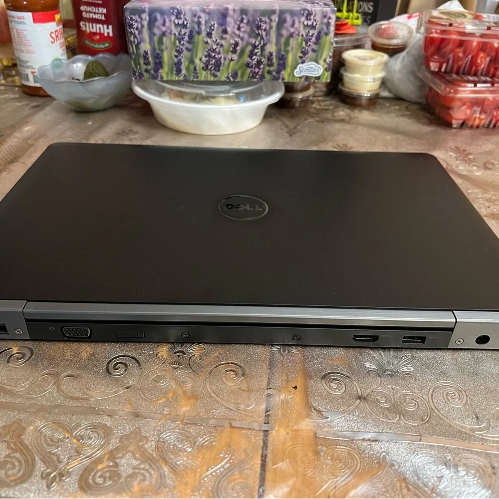DELL LATITUDE E5570 LAPTOP 16”/ intel i5-8th gen-Quadcore/ 16GB RAM/ 256GB SSD